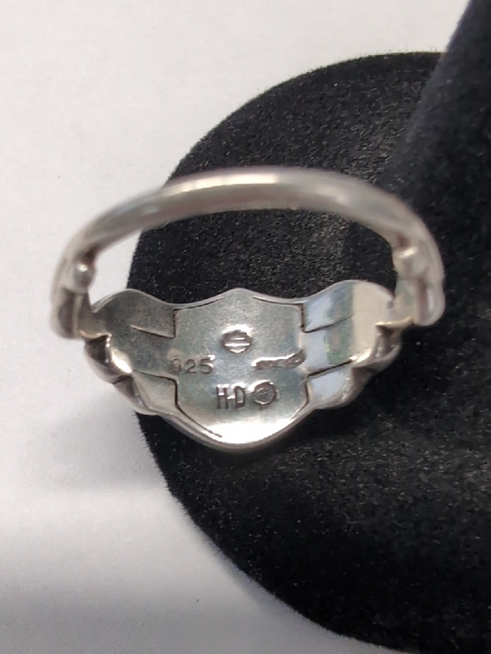 Harley Davidson Sterling Shield Ring W/ Mother Of Pearl Shell Inlay - Picture 3 of 12